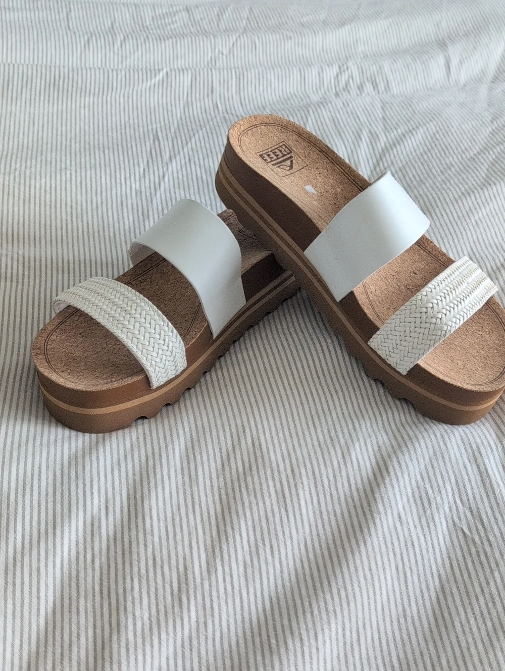 Reef White Double-Strap Platform Sandals for Women Never Worn